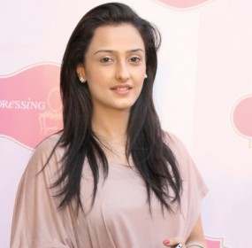 Momal Sheikh Pictures