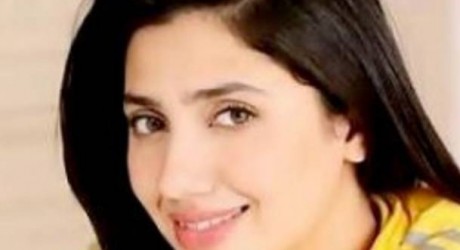 Mahira Khan Hot Photos