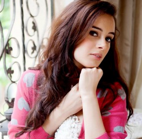 Evelyn Sharma Beautiful Pictures