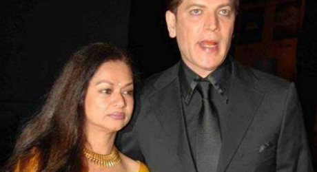 Aditya Pancholi with wife